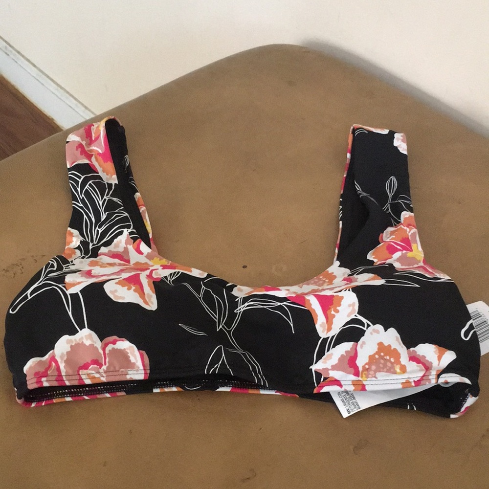 Brand New Roxy Swim